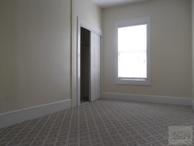 Building Photo - 2519 Bernardo De Galvez Ave