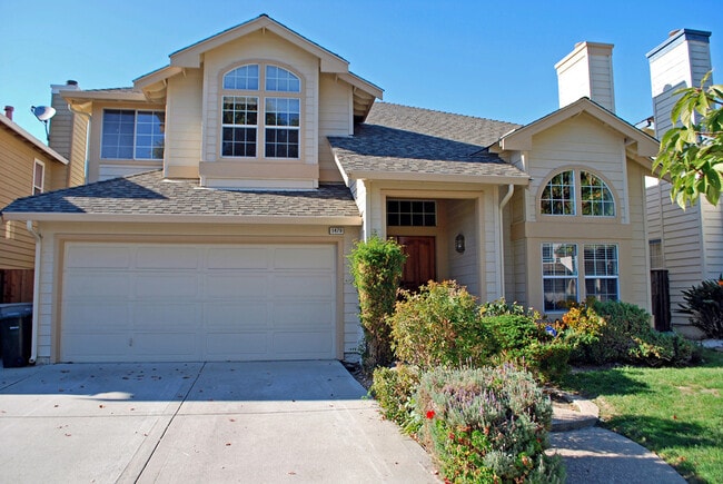Building Photo - Spacious 4 Bedroom House in Berryessa Area