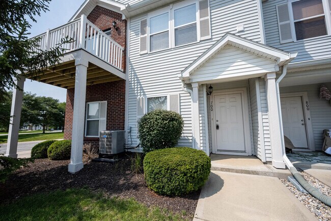 Building Photo - 13325 White Granite Dr