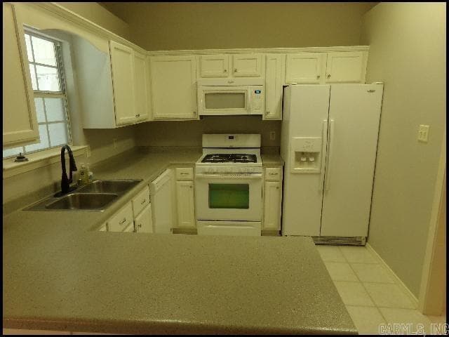 Building Photo - 1706 Kensington Dr