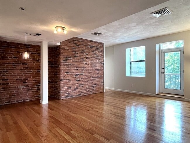 Building Photo - Updated 2BR / 2BA Condo with Private Deck & In-Unit Laundry at Academy Park