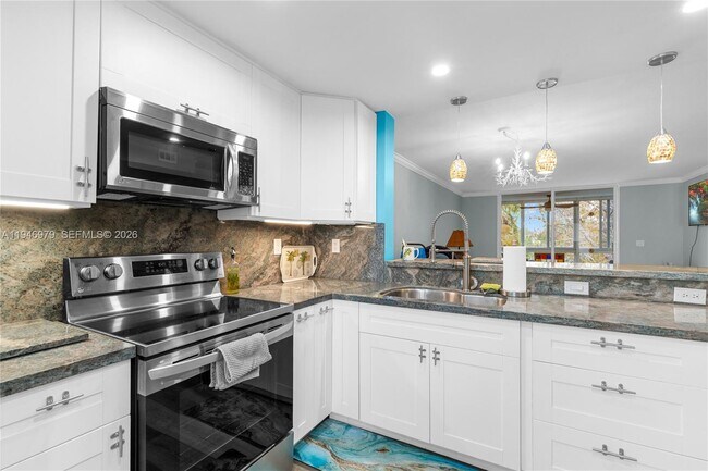 Building Photo - 7684 NW 18th St