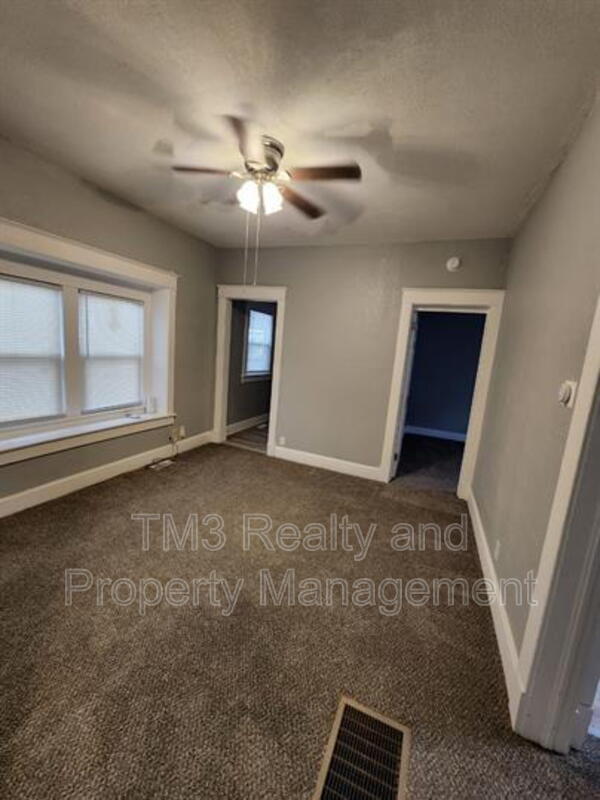 Foto del edificio - 2512 N 12 St