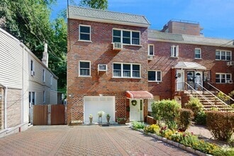 273 W 254th St