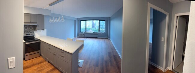 Foto del edificio - 3100 N Lake Shore Dr