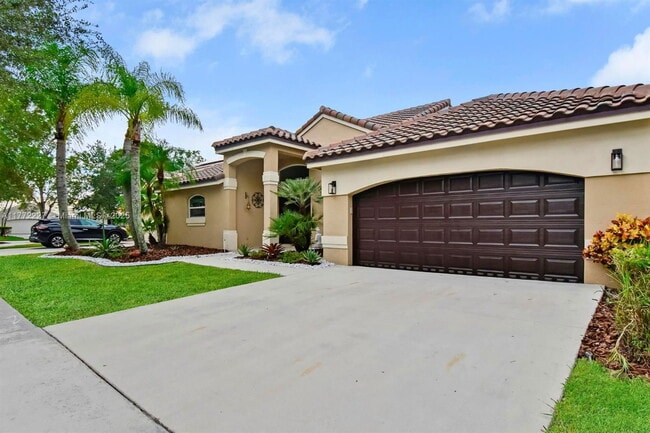 Verona Lake Drive, Weston, FL 33326 - 4 BR... - Verona Lake Drive, Weston, FL 33326 - 4 BR... House
