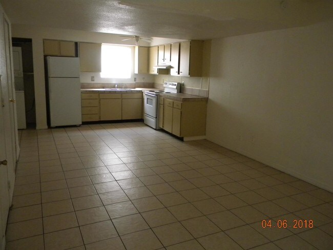 Foto del edificio - 3533 Rio Robles Dr