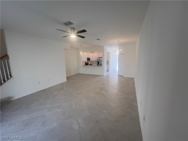 Foto del edificio - 2827 Blossom Wy