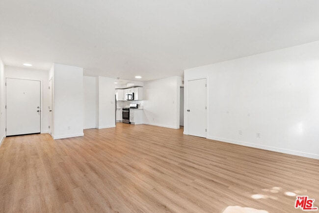 Building Photo - 836 Ashland Ave