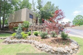 Building Photo - 4329 E 68th St