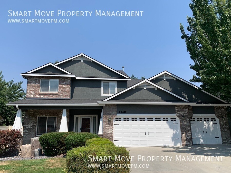 Primary Photo - Gorgeous 4 bed, 2 story home near Settlers...