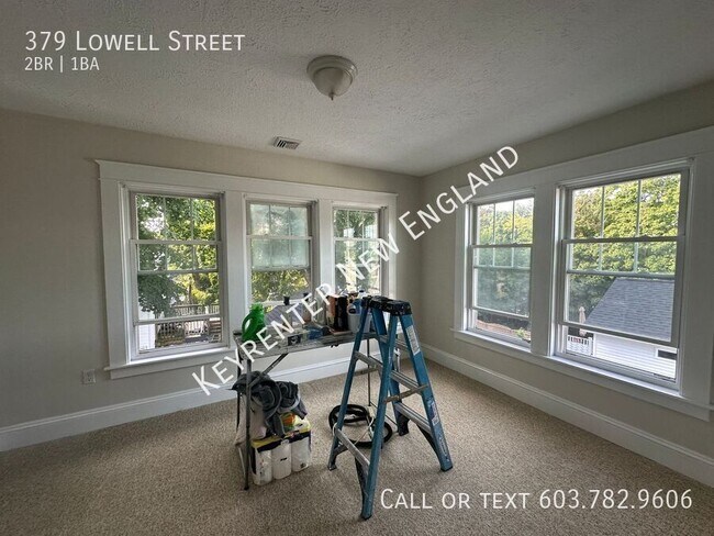 Building Photo - 379 Lowell St