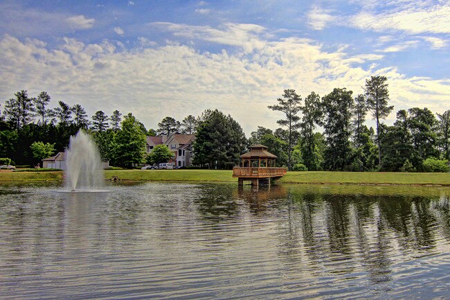 Brentwood Downs Apartments Lilburn, GA