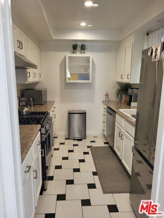 Building Photo - 450 Rexford Dr