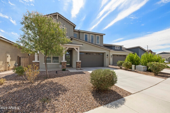 Building Photo - 3021 S Valerie Dr