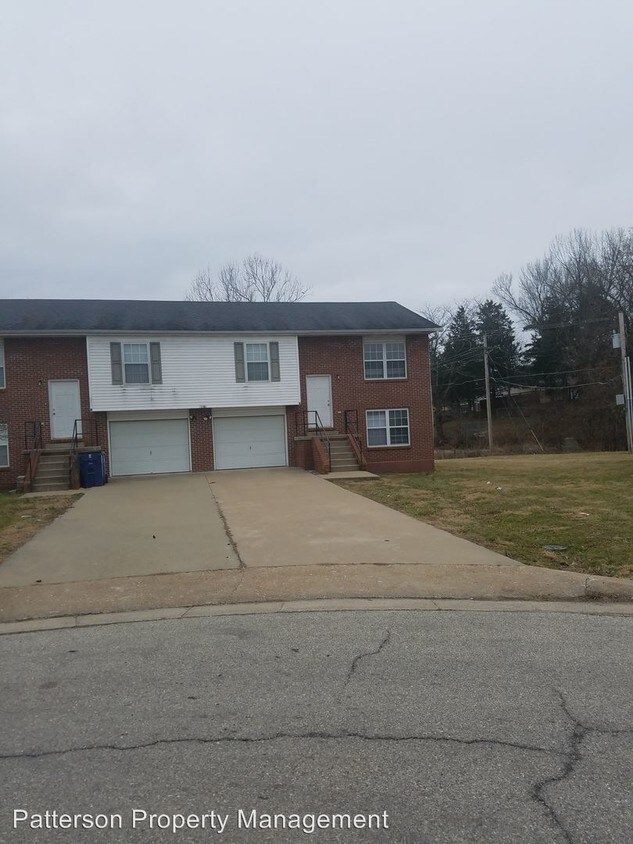 Primary Photo - 5200 Collier Ct