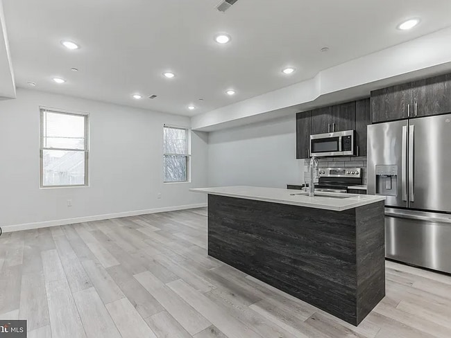 Foto del edificio - 2301 N 6th St