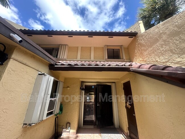 Foto del edificio - 3730 Alcantara Ave