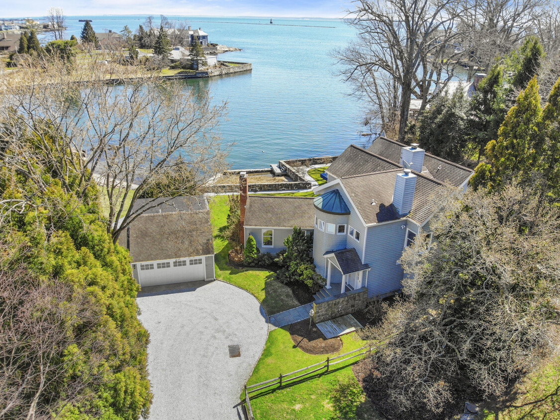 Primary Photo - 36 Shore Rd