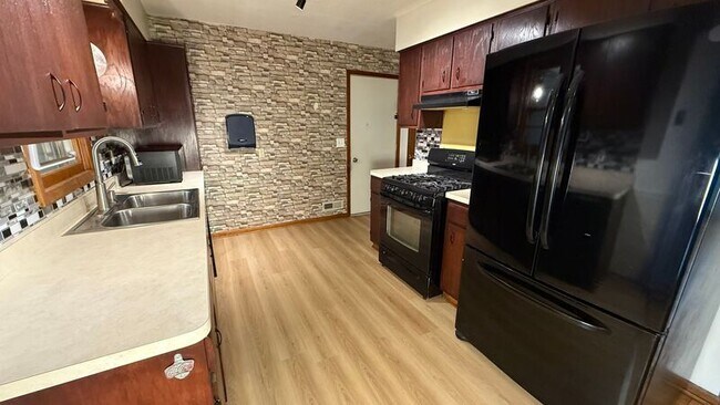 Foto del edificio - 11144 Washington St NE