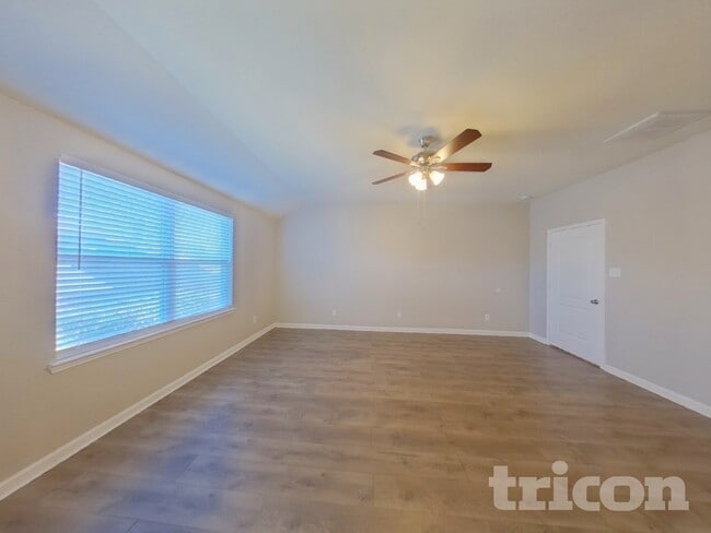 Foto del edificio - 2046 Sweet Lilac Dr