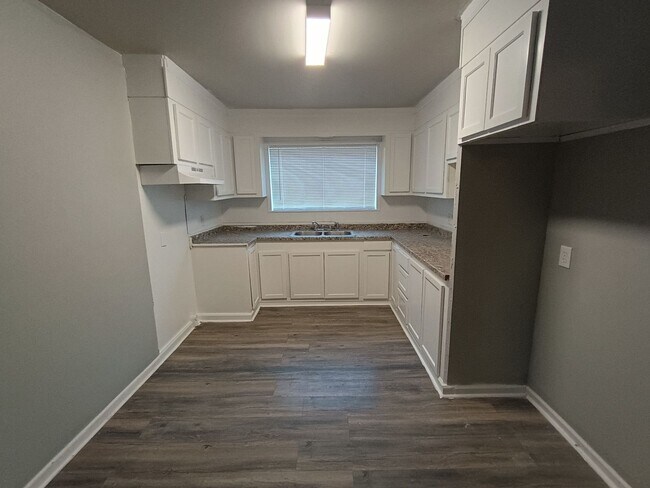 Foto del edificio - 2835 Erie St