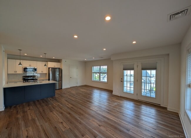 Foto del edificio - 138 Highland Ave