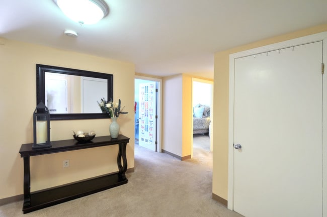 Sala de estar - Whitney Towers