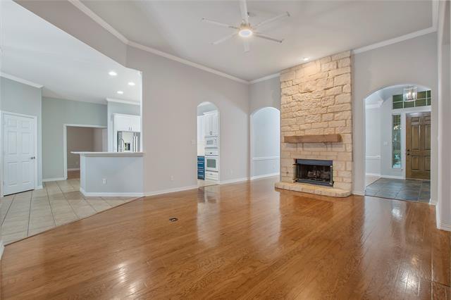 Building Photo - 12416 Water Oak Dr