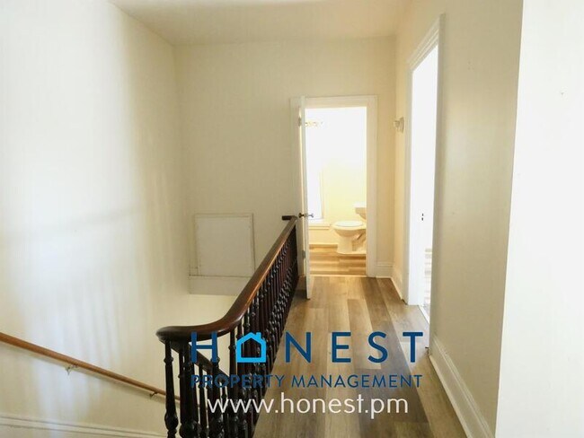 Foto del edificio - 74 Front St