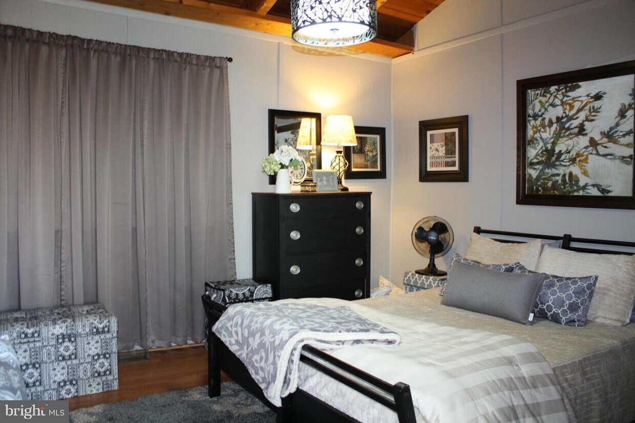 187 Mountainview Dr, Luray, VA 22835 House Rental in Luray, VA