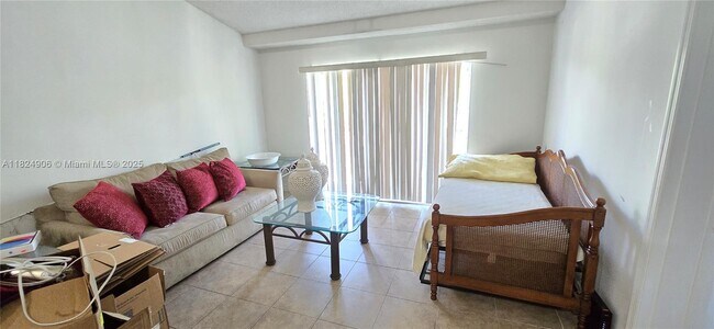 Foto del edificio - 4149 N Haverhill Rd