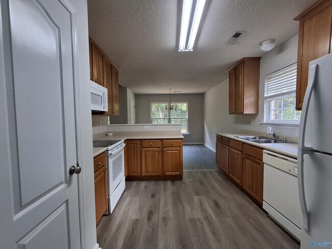 Building Photo - 131 Artesian Ln NW