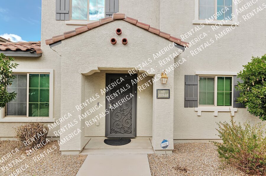 Foto principal - 10940 E Oak Grove Pl