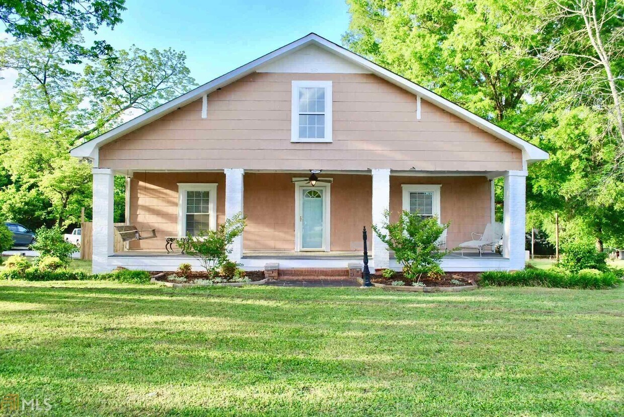 Primary Photo - 5077 Austell Powder Springs Rd SW