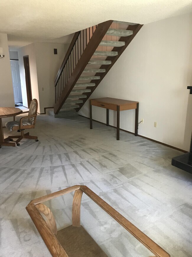 Building Photo - 145 NW 33rd St