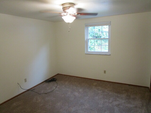 Building Photo - 1362 Bower Hill Rd
