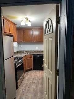 Foto del edificio - 6341 N Washtenaw Ave