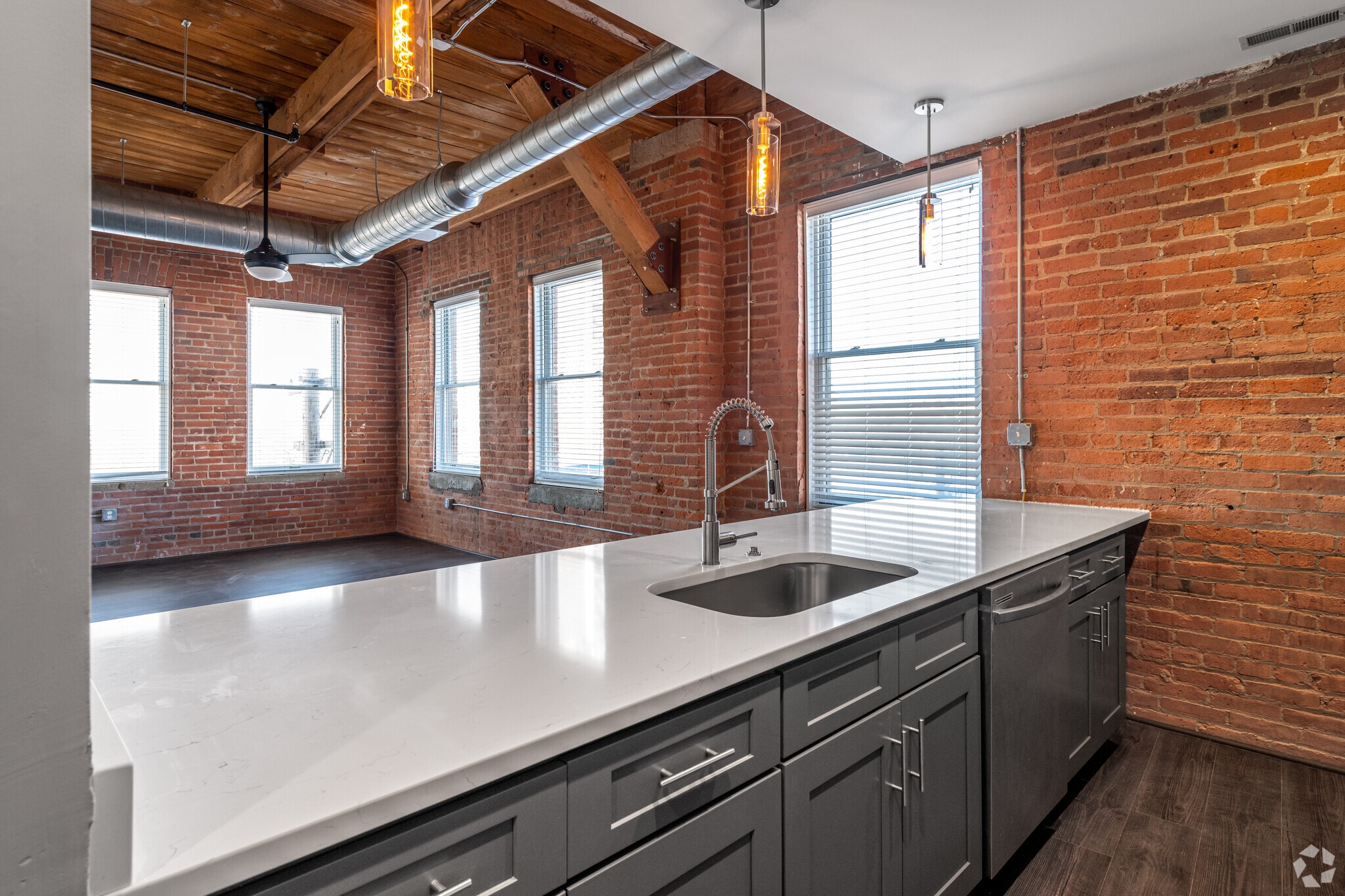 Hingetown Lofts – photo 4