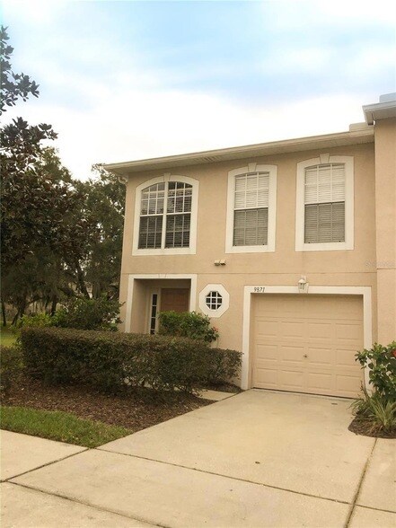 Primary Photo - 9871 Ashburn Lake Dr