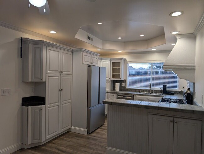 Foto del edificio - Lovely 2 bedroom and 2 bath remodeled home in South San Jose