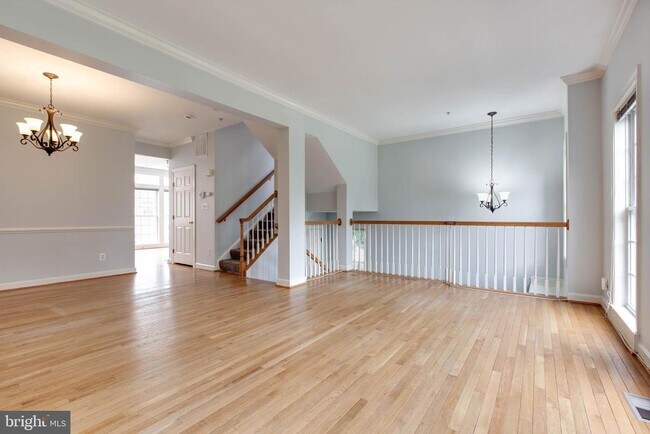 Foto del edificio - 5151 Key View Way