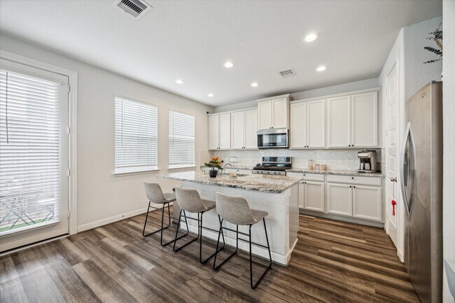 Foto del edificio - 9906 Brickhouse Dr