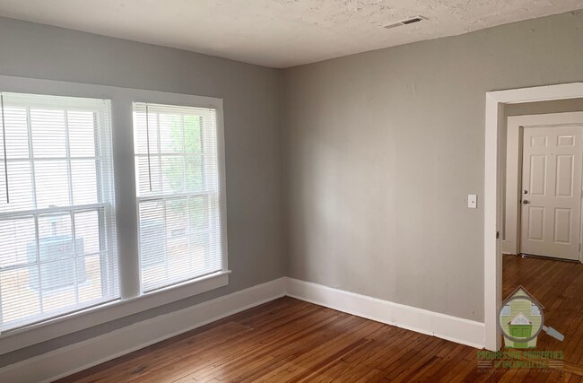 Photo - 6B Cromwell Ave House