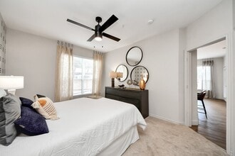 Building Photo - 3003 Memorial Ct