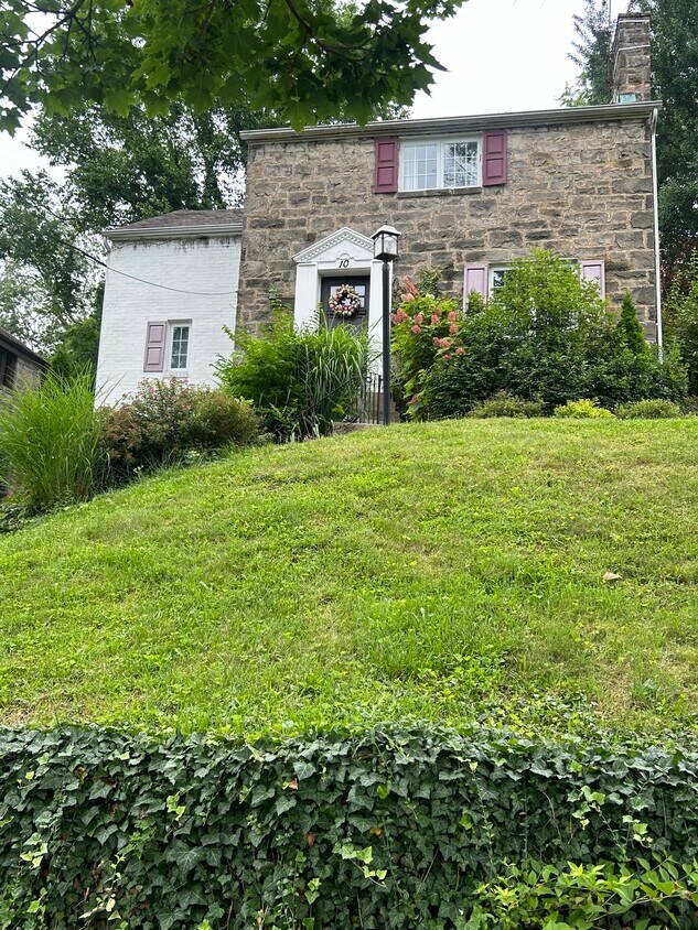 Photo - 10 Allendale Pl (Pittsburgh, PA)