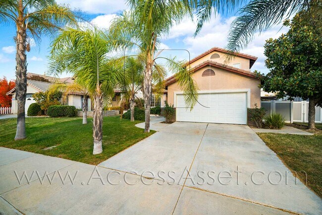 Building Photo - Spacious 4 Bed/3 Bath Home In Desirable Mu...