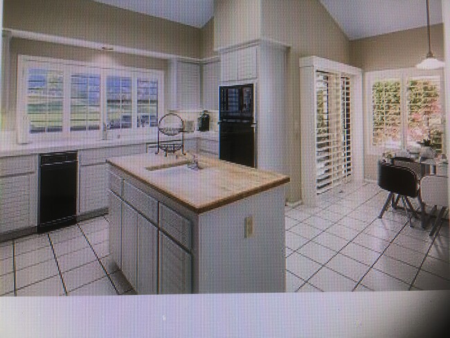 Kitchen/fairway view - 54865 Inverness Way