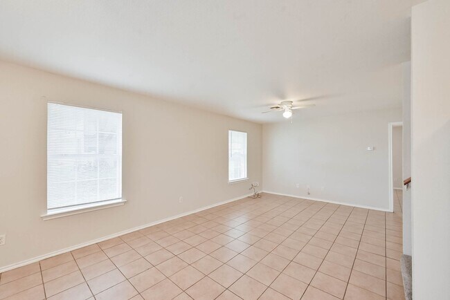 Foto del edificio - Mansfield High Affordable 3 Bedroom