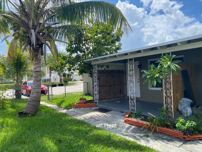 Photo - 2215 Adams St Apartment